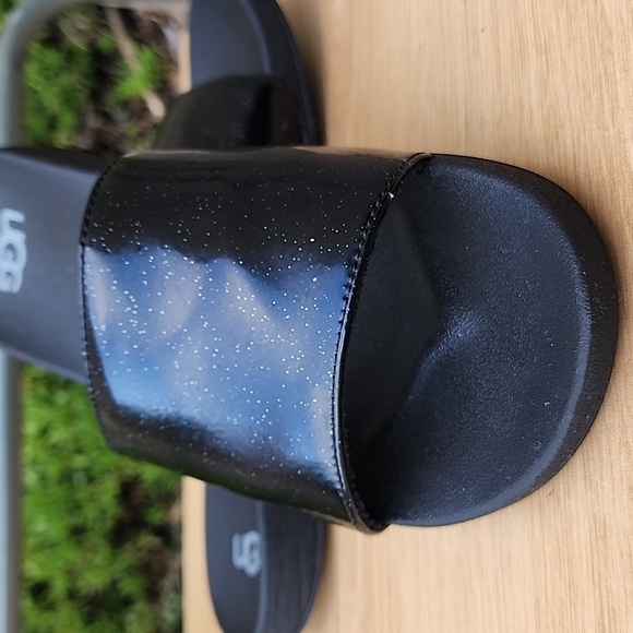UGG Black Glitter Slides Comfortable Sandals Sn 1116688K Size 5 - Picture 6 of 8